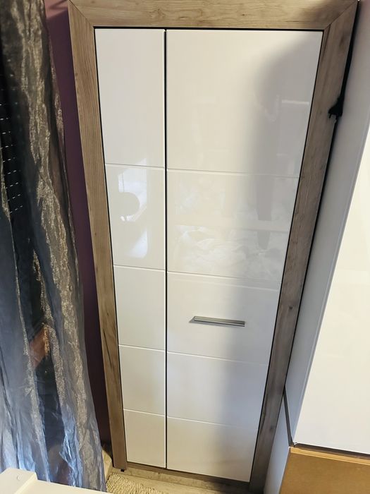 Детски гардероб 74/35/194 бял гланц