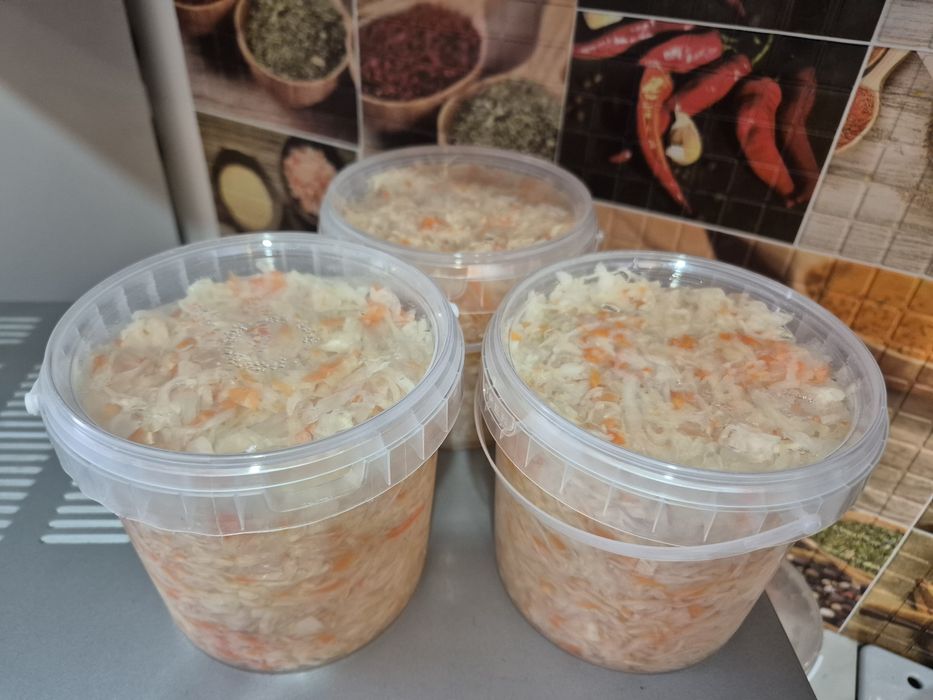 Капуста квашеная (без уксуса)