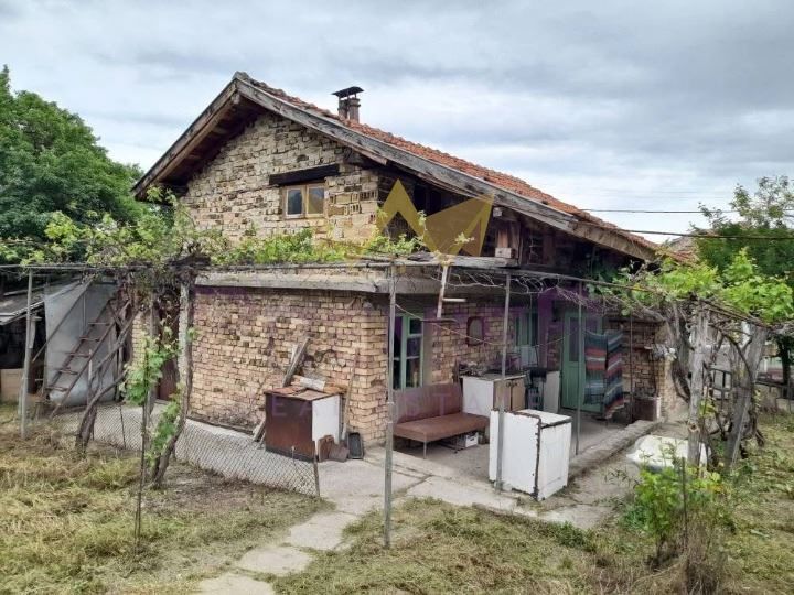 Къща в Варна, област-с.Разделна