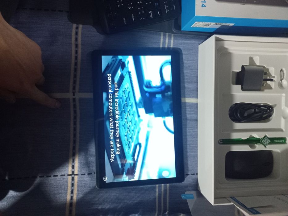 Planshet noutbuk Sim karta tushadi