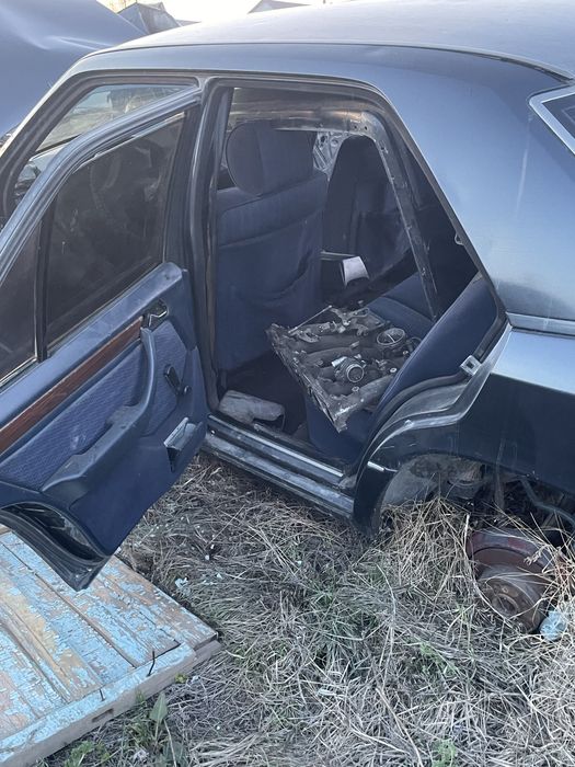 продается Mercedes на разбор