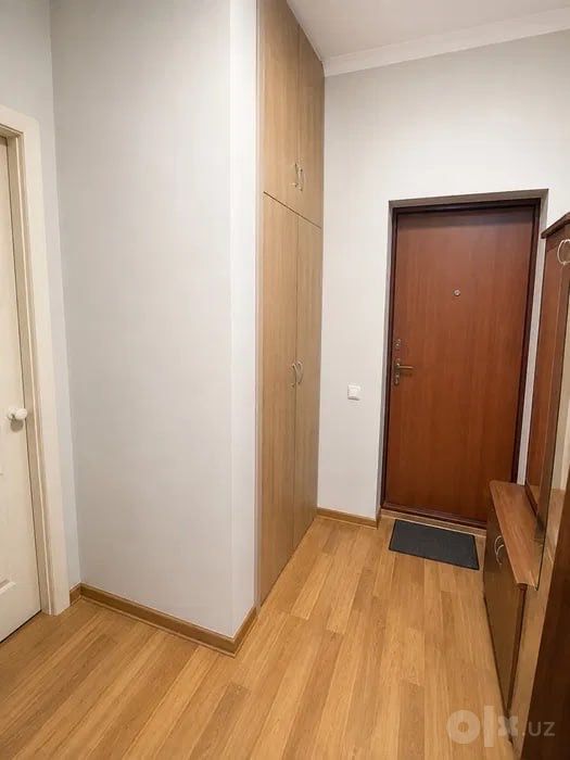 Ойбек Продаётса 3/2/9 Метро Ойбек 82кв.м Срочна