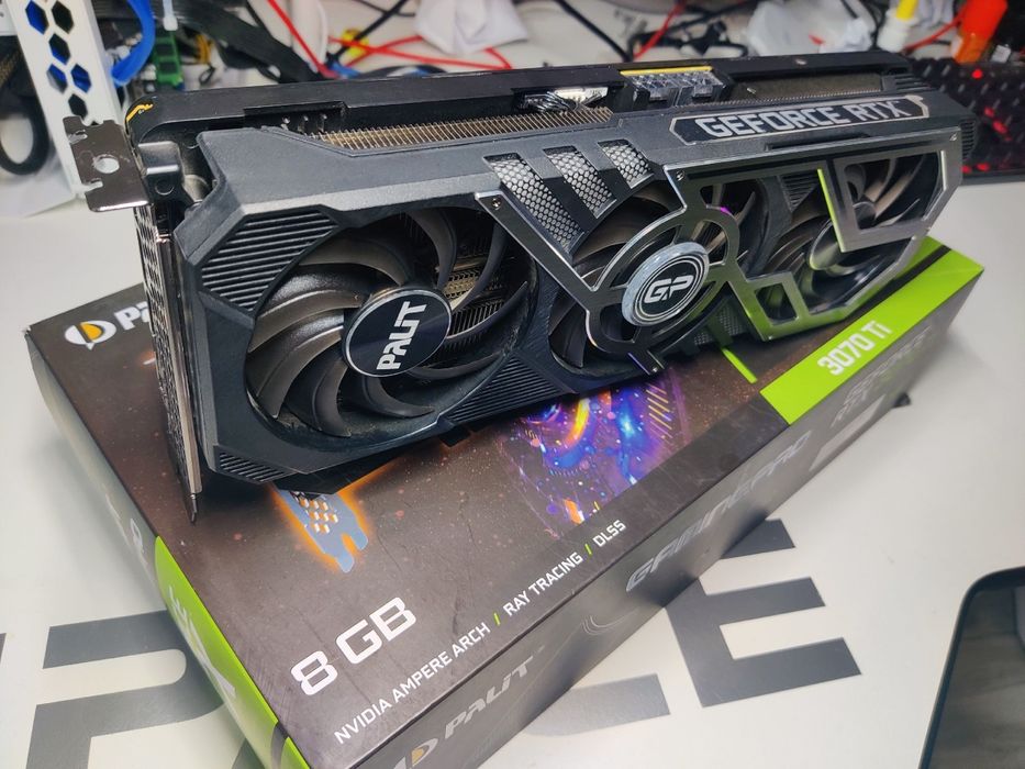 RTX 3070ti 8GB .