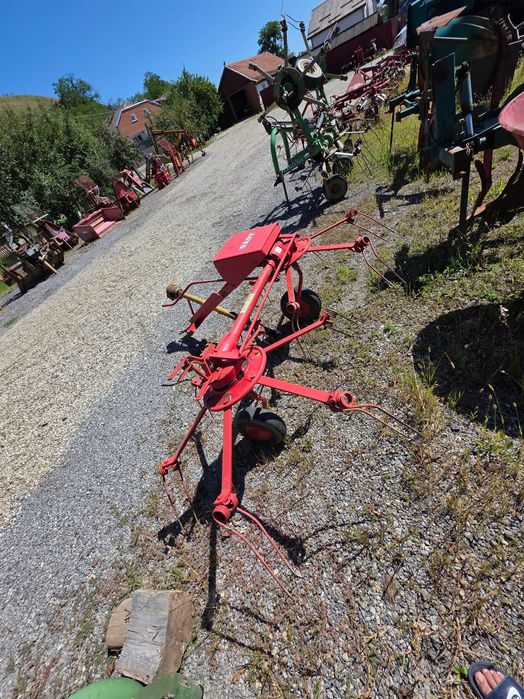 Grebla împrăștiat fan in tiranti la tractor 2.2m cu CARDAN 2 rotoare