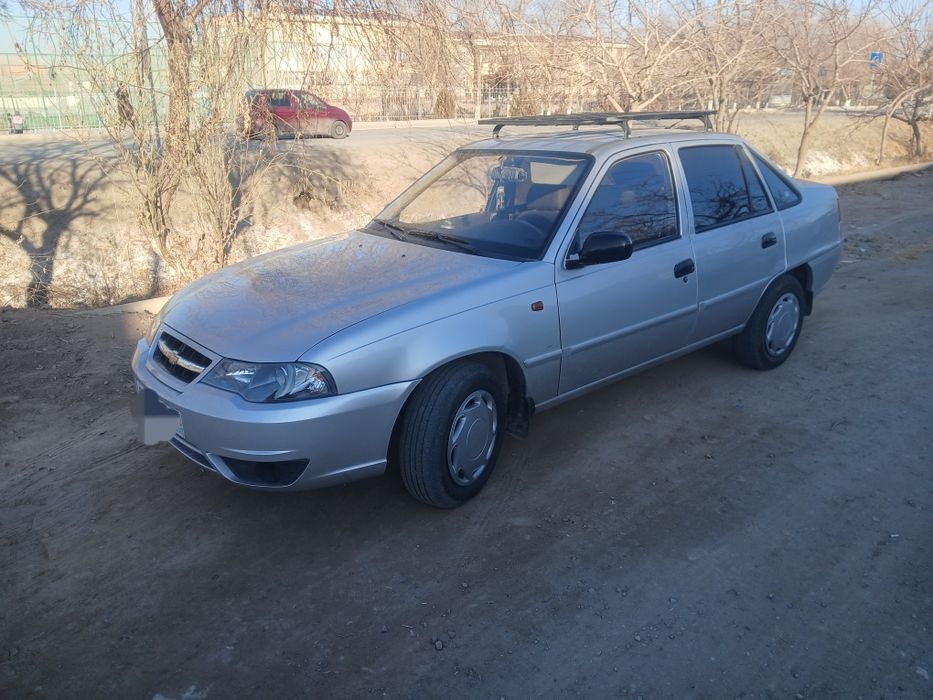 Нексия 2 сотилади