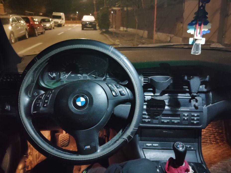 Vând/ schimb e46 touring 2004