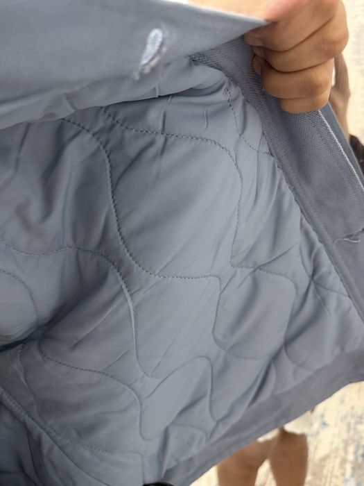 Продам куртку Zara новая