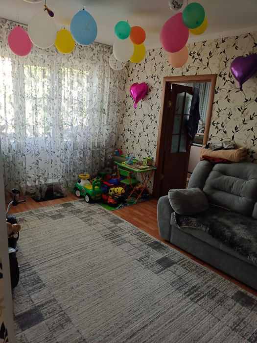 Продам 2-х комн. квартиру.