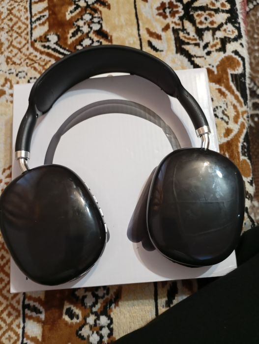 Продам наушники новые