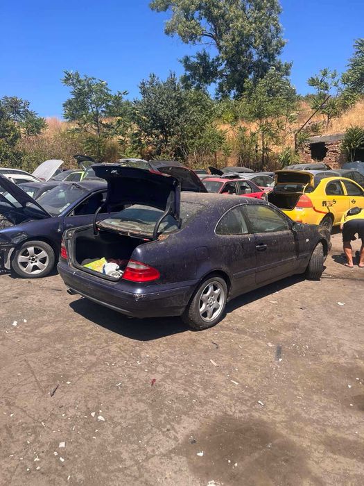 Мерцедес цлк 200 компресор 1999 година на части