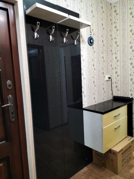 Продам прихожую