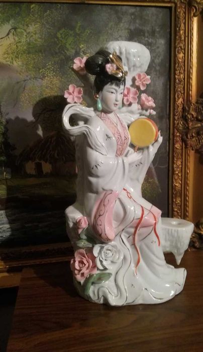 Статуэтки фарфоровые. Фарфор статуэтка