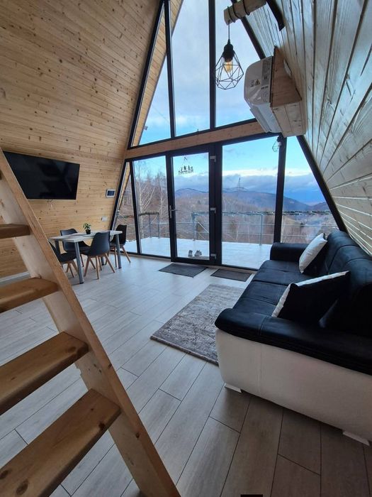 Cabane A-Frame 2-6 persoane cu saună, ciubăr si foișor .