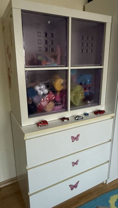 Comoda 3 sertare + etajera cu cutii depozitare