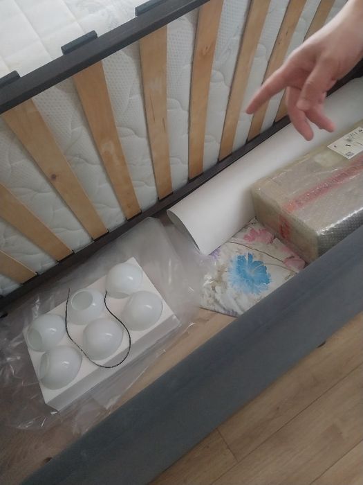 Кровать в хорошем состоянии