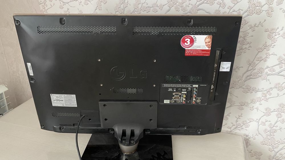 Продам телевизор