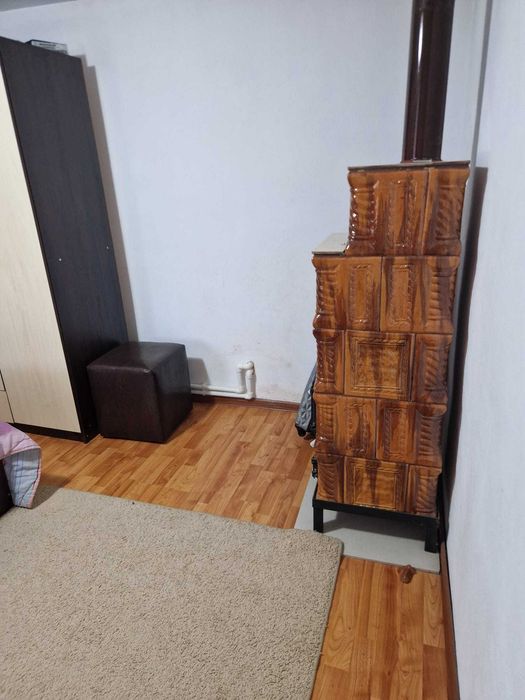 Vând casă în localitatea Stăvaru, jud. Olt.