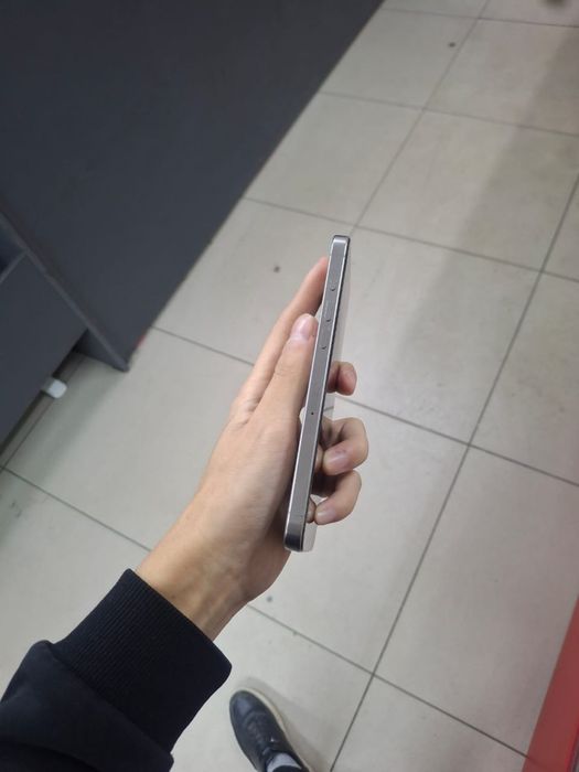 Продам Айфон 15 Pro Max 256gb