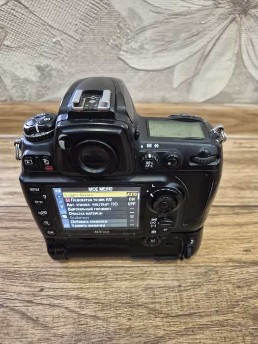 Nikon D700 FX полный кадр