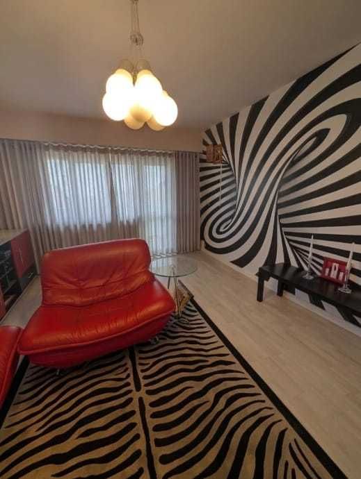 4 camere, 90 mp, bloc reabilitat,centrală proprie, parcare, elegant