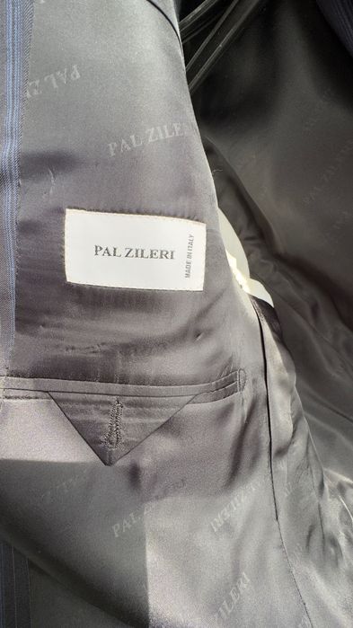 Costum Pal Zileri Nou nepurtat