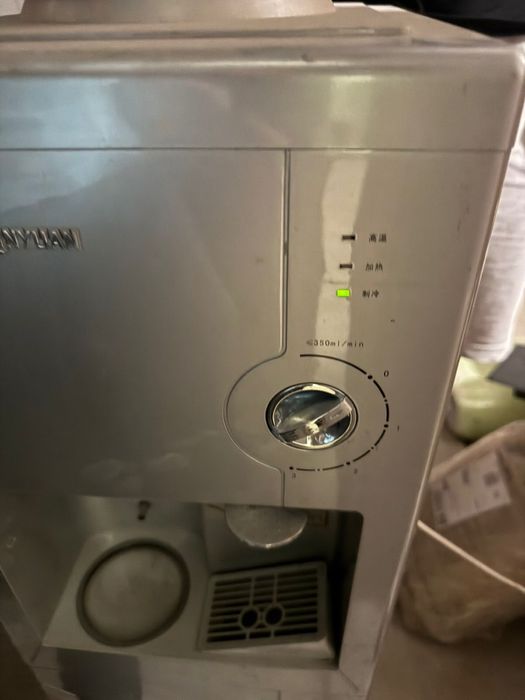 Кулер для воды б/у