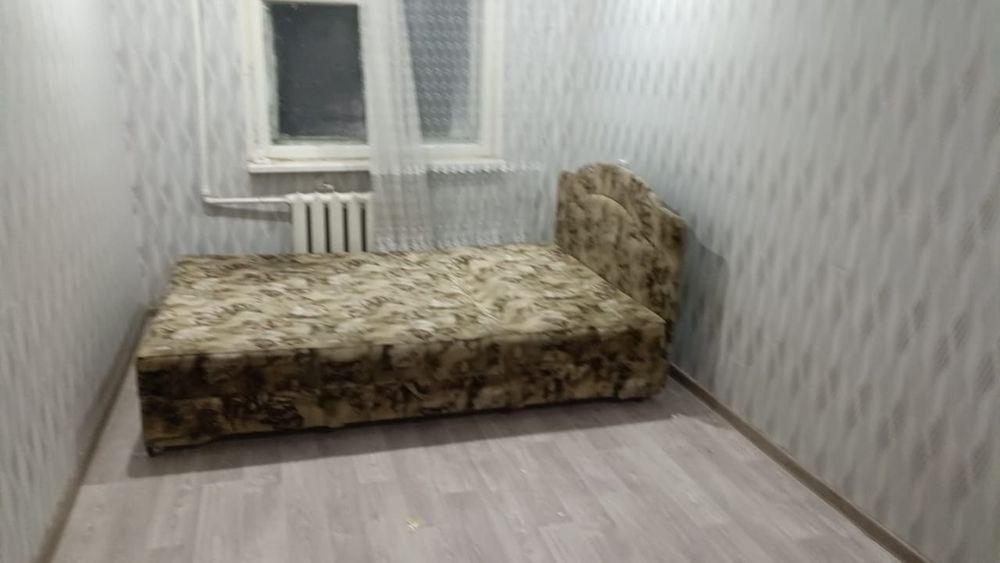 Продам диван и кровать 5000