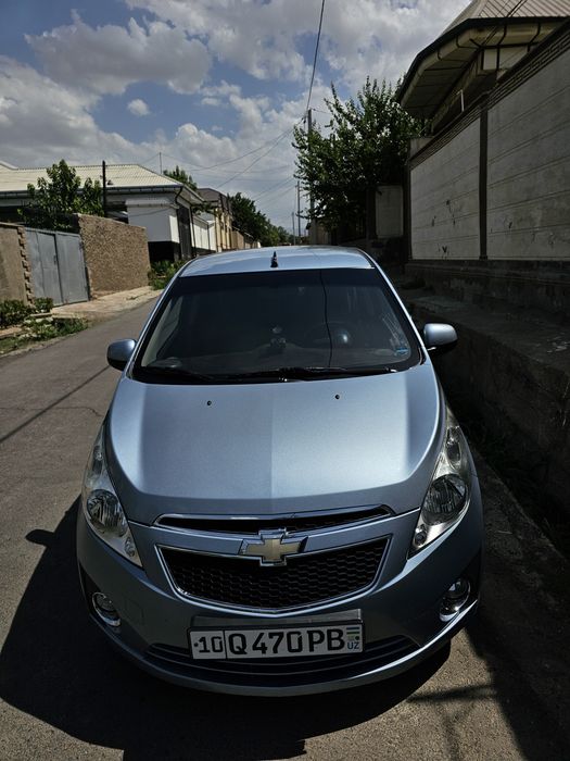 Chevrolet spark цвет: дельфин автомат 2015г.в. в отличном состоянии
