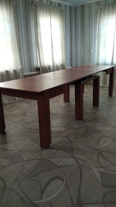 Продам раздвижной стол