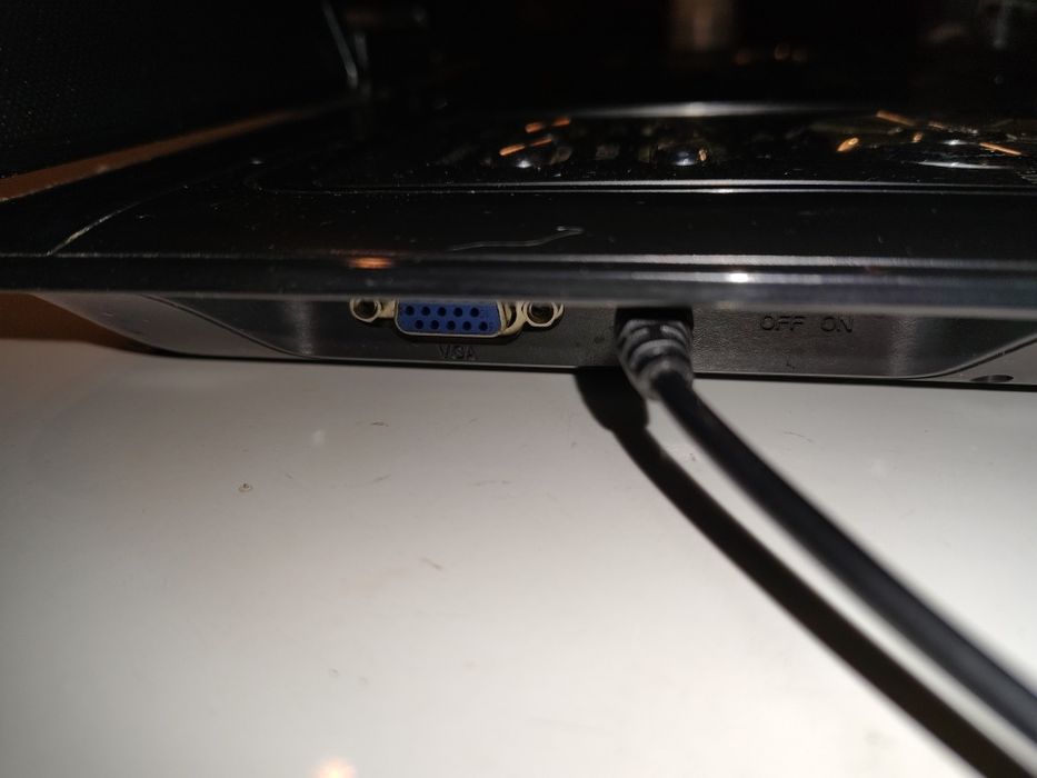 Продам портативный ДВД