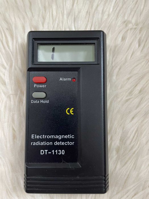 Aparat pentru Masurarea Radiatiilor Electromagnetice DT-1130