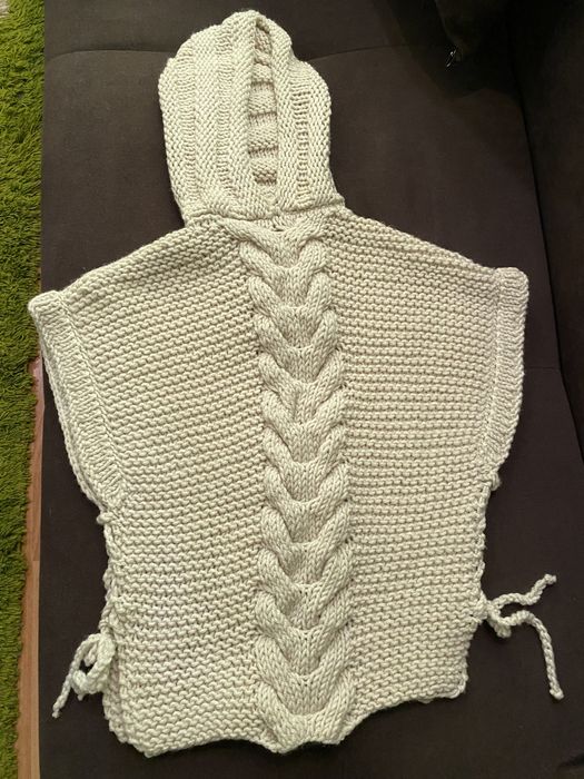 Пончо (кофта)