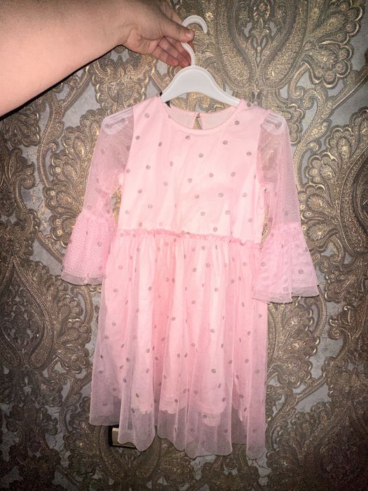 Нарядное платье рост 134