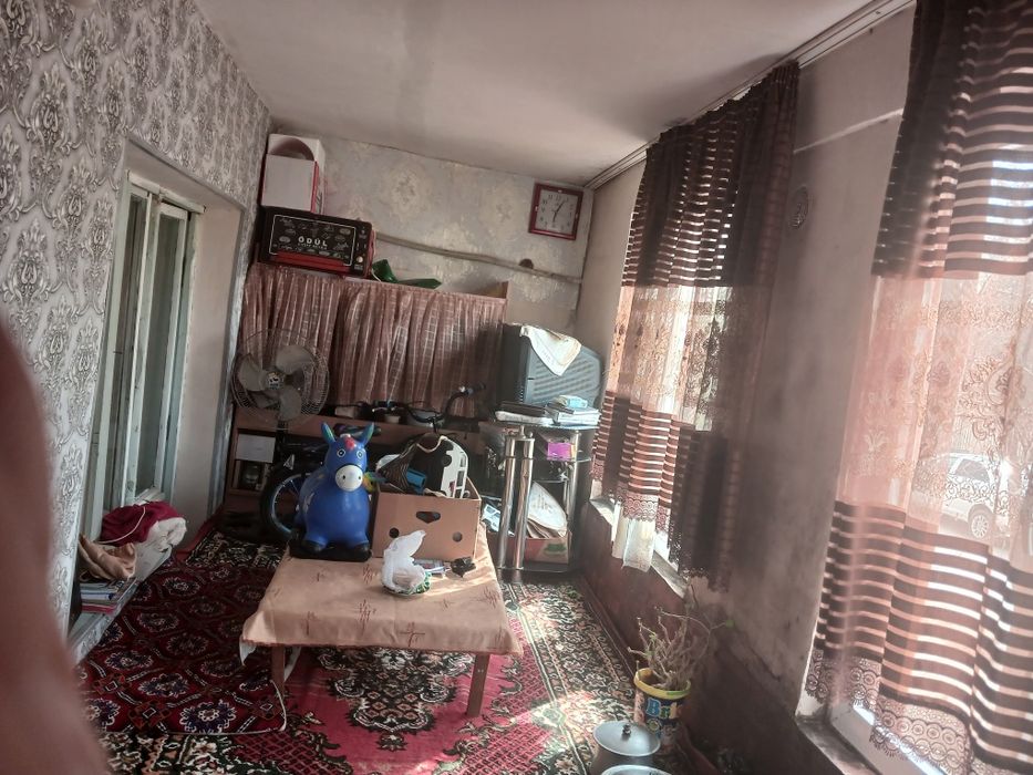 Продаётся 2х комнатная квартира