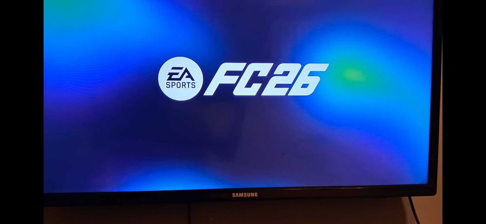 PS4 slim 1Tb с  FIFA27