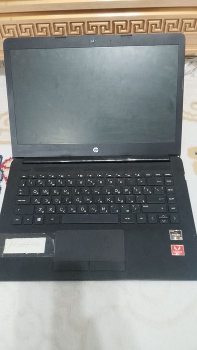 Ноутбук HP без SSD и ОЗУ