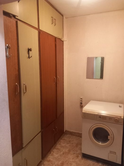 Дава се под наем Едностаен апартамент в Варна, Централна поща - 45 кв.м за 278.97 € - Снимка #1