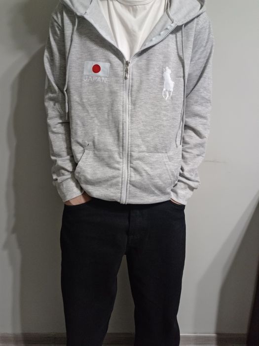 Зипки поло и сакура