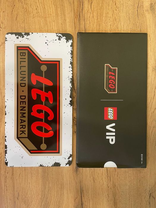 Коллекционная металлическая LEGO табличка (оригинал LEGO)