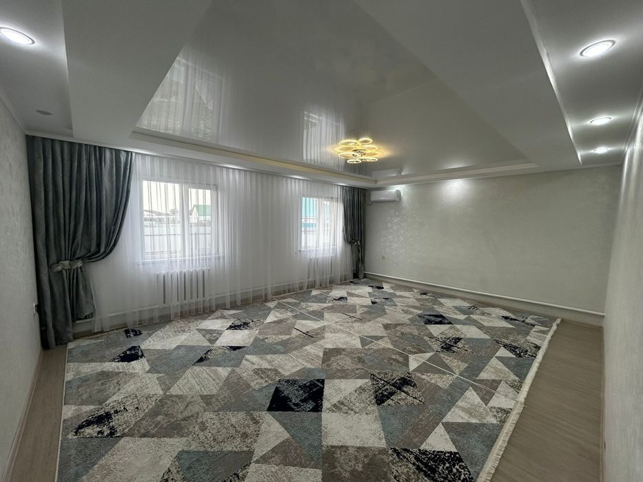 Продаётся дом очень светлая и уютная