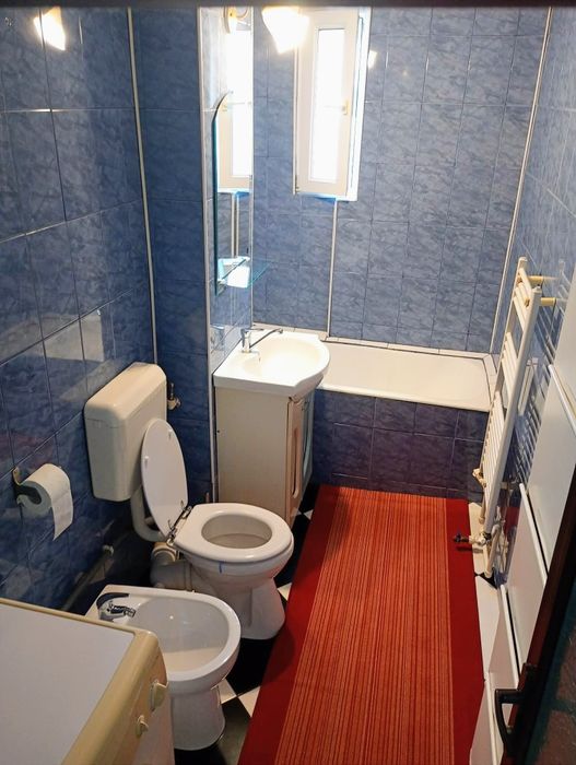 Închiriez apartament cu o camera