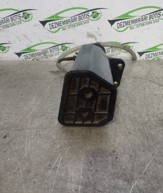 Canistra 8200732310 Dacia Logan prima generatie