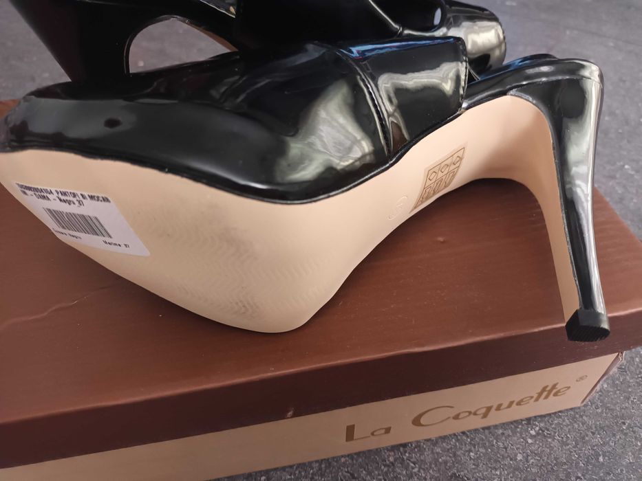 Обувки с ток или платформа 37 номер по 8 лв. чифта или 25лв. За 4те.