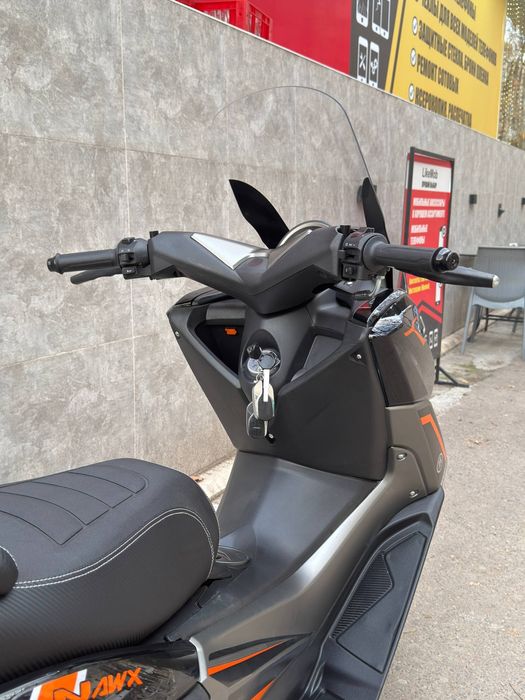 Новый скутер Nmax