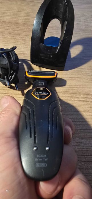 Тример за брада и тяло PHILIPS