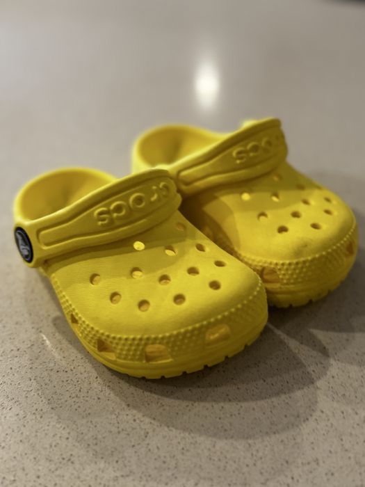 Бебешки обувки Crocs 20-21