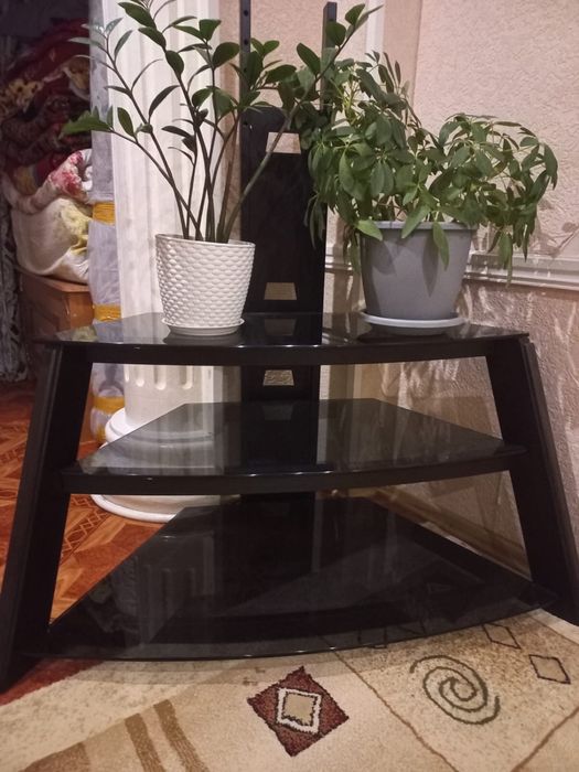 Тумба под телевизор