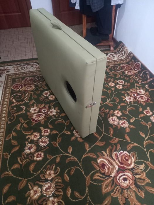 Кушетка продам срочно