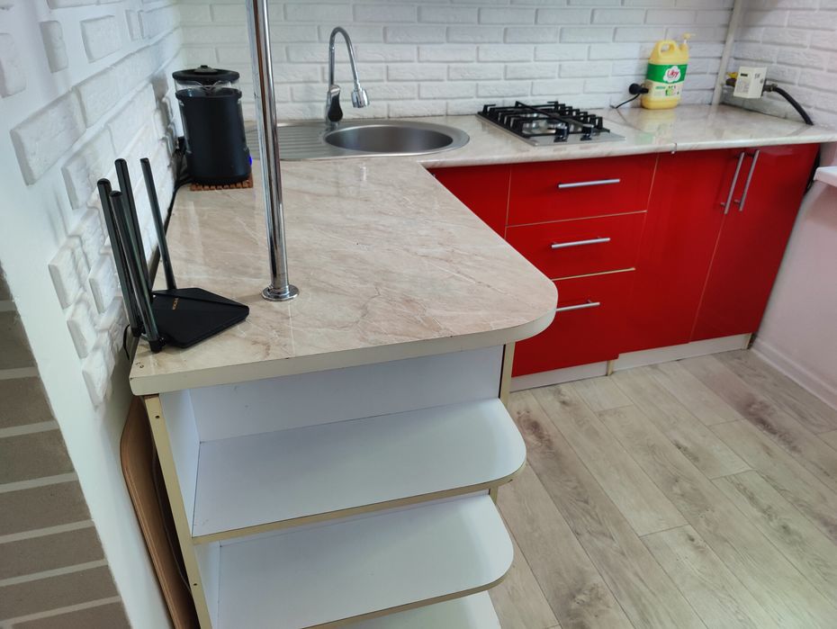 Продам кухонный гарнитур