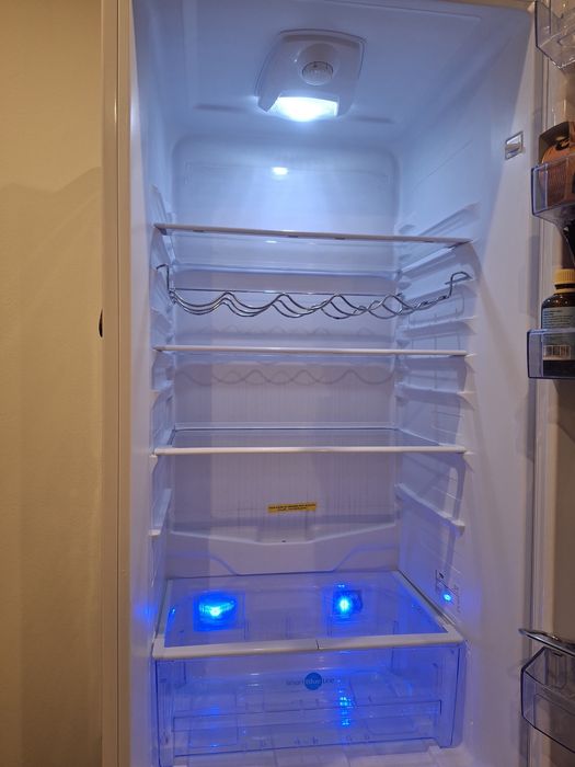 Combina frigorifica / frigider  Beko,  No Frost